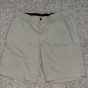 Under Armour Men's Gray Flat Front Shorts